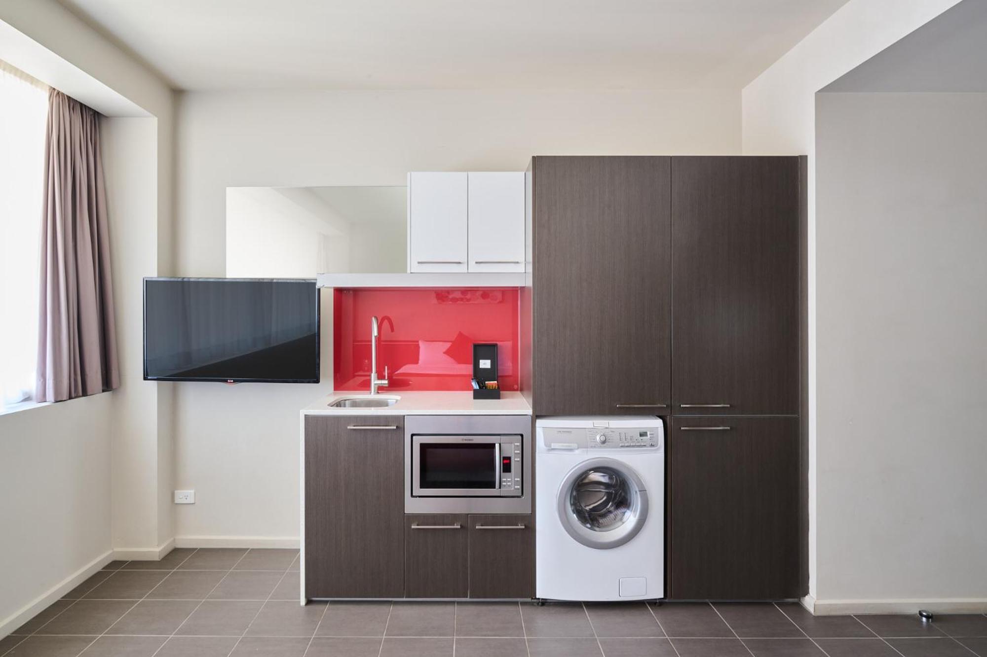 Abode Woden Aparthotel Canberra Exterior photo