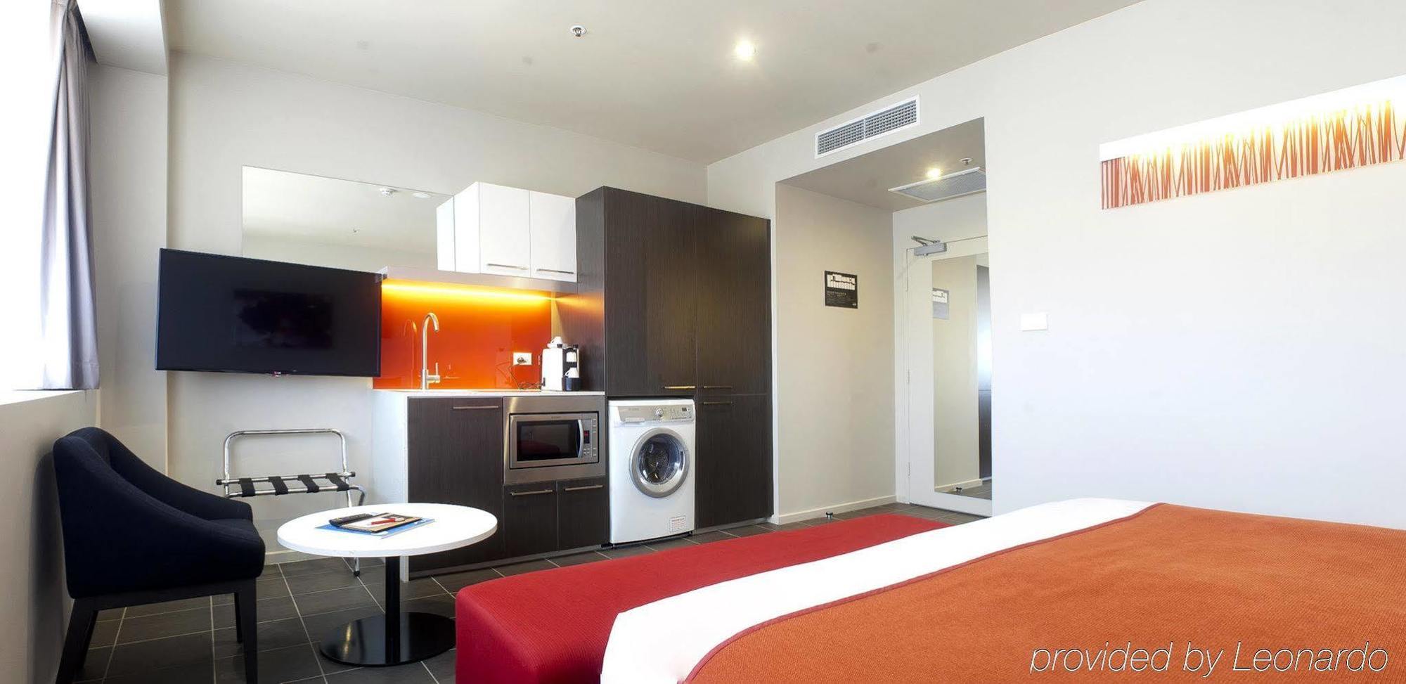 Abode Woden Aparthotel Canberra Exterior photo